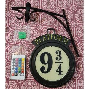 Harry Potter Train Platform 9 3/4 Station Sign Light W/Remote New Open Box